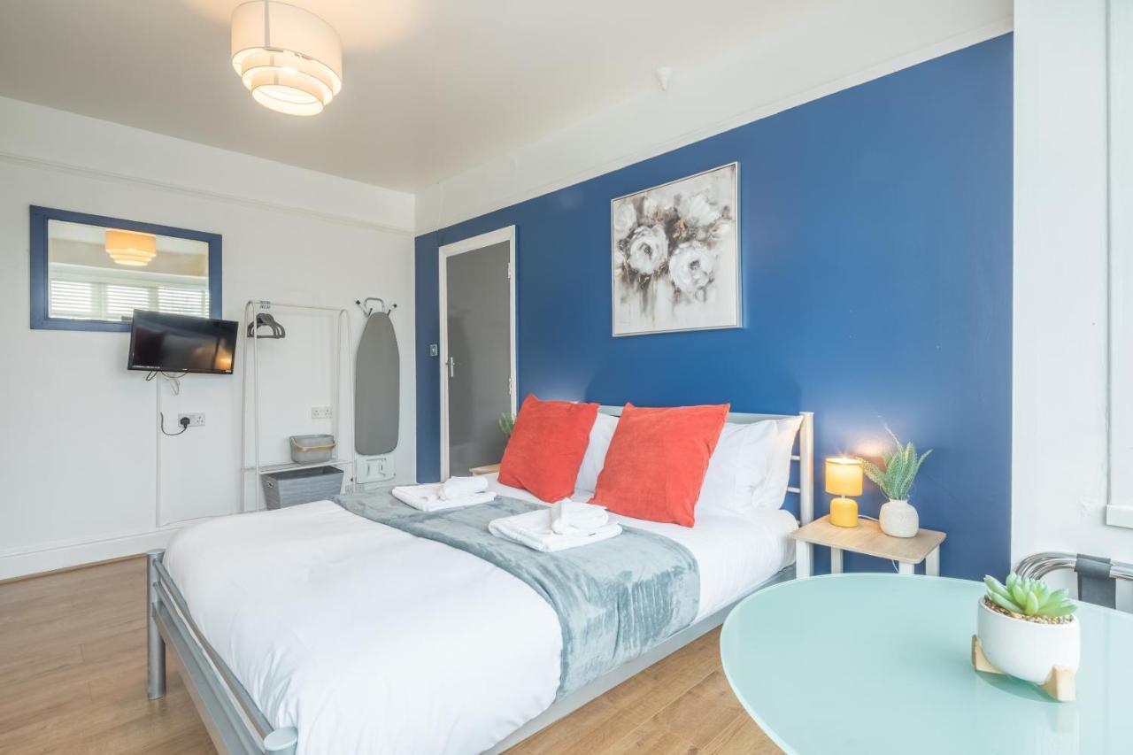 Private Room 4 With Kitchenette By Cb Stays No Minimum Stays CBG Exterior photo